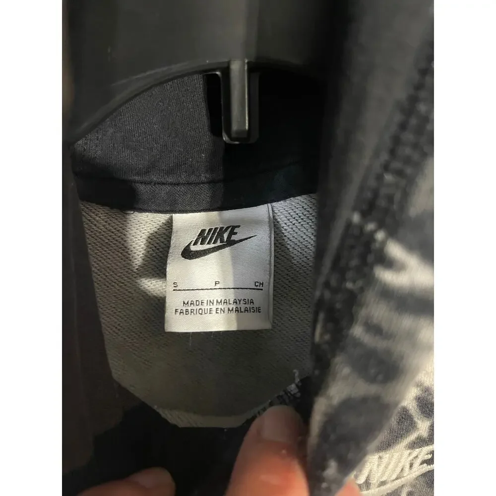 Nike boys small tie dye hoodie